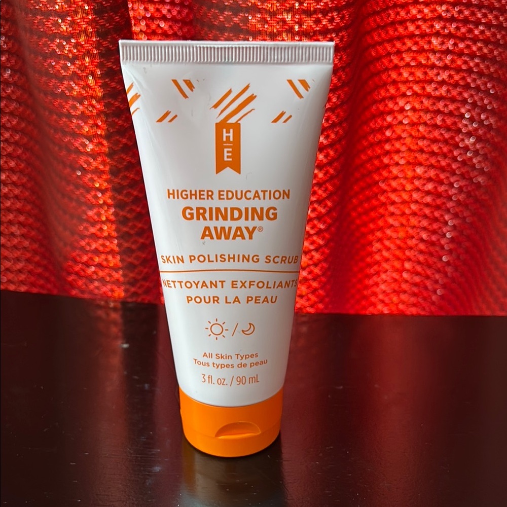 Grinding Away Skin Polishing Scrub - Orange